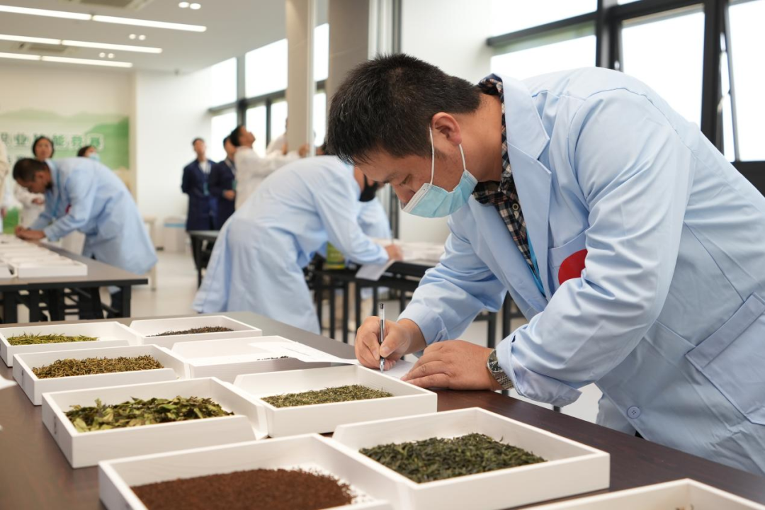 640 (1).png 640 (1).png